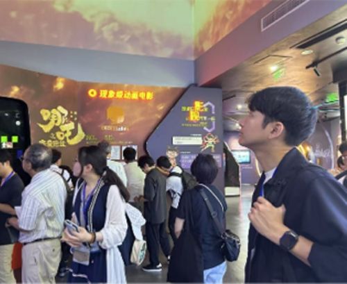 写真　「ガゼルバレー」の視察（ジェトロ撮影）