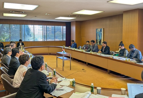 写真　7月17日開催、広島日印協会、広島商工会議所関係者と意見交換会の様子（ジェトロ撮影）