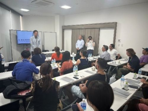 写真　大阪・関西万博も訪問（ジェトロ撮影）