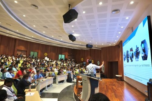 写真　30日の企業説明会（ジェトロ撮影）