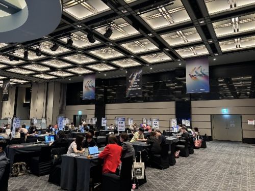 写真　ビジネスマッチングを行う企業や業界関係者（ジェトロ撮影）