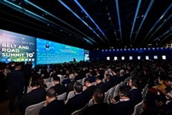 写真　開会あいさつの様子（香港貿易発展局提供）