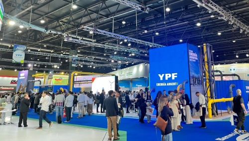 写真　ブエノスアイレス市で開催された「第15回国際石油・ガス展示会AOG2025」の様子（ジェトロ撮影）