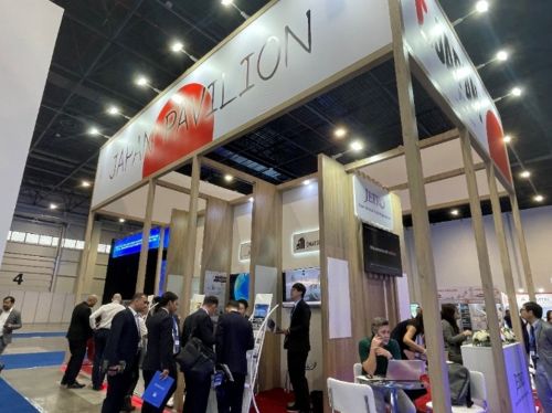 写真　商談が行われているジャパンパビリオン（ジェトロ撮影）