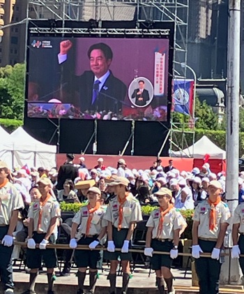 写真　スピーチする頼清徳総統（日本台湾交流協会提供）