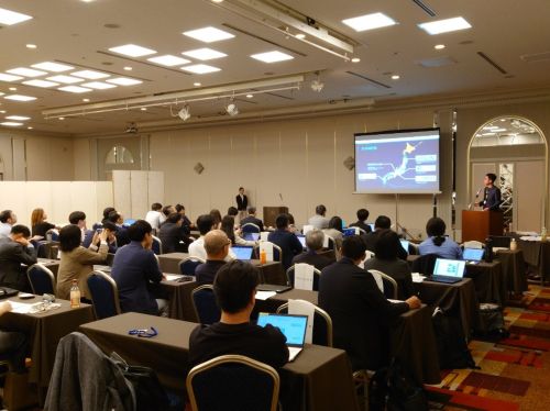 写真　ピッチイベントの様子（ジェトロ撮影）