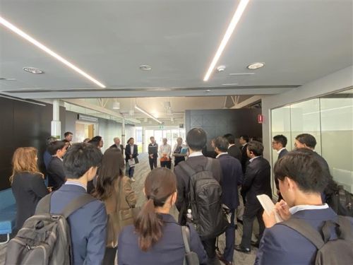 写真　カーティン大学への訪問（ジェトロ撮影）