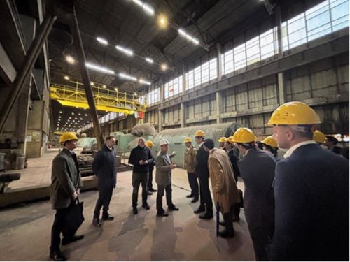 写真　火力発電所視察（ジェトロ撮影）