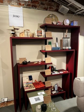 写真　ポップアップ展示の様子（ジェトロ撮影）