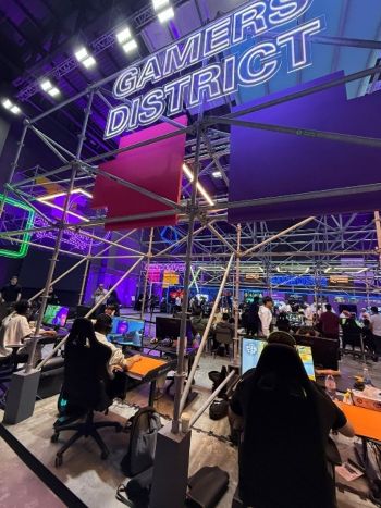 写真　eスポーツ大会（ジェトロ撮影）