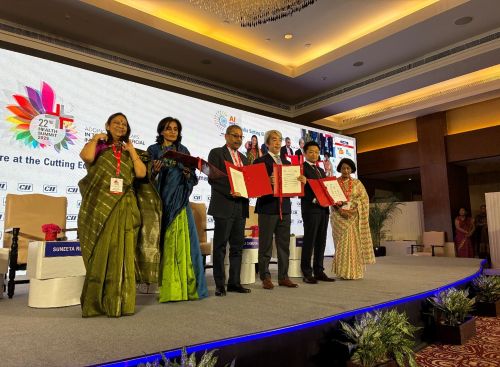 写真　覚書締結式典の様子（ジェトロ撮影）