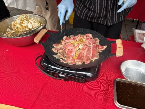 写真　試食メニューの調理の様子（ジェトロ撮影）