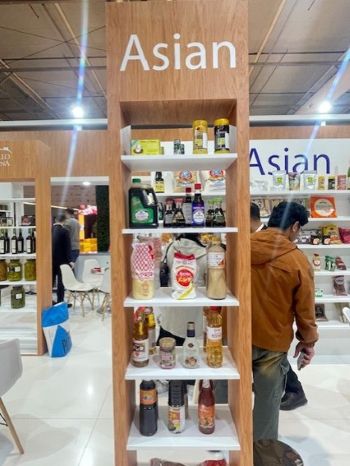 写真　日本食材展示の様子（ジェトロ撮影）