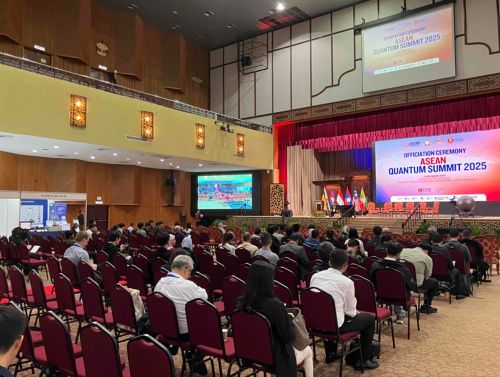 写真　サミットの様子（ジェトロ撮影）