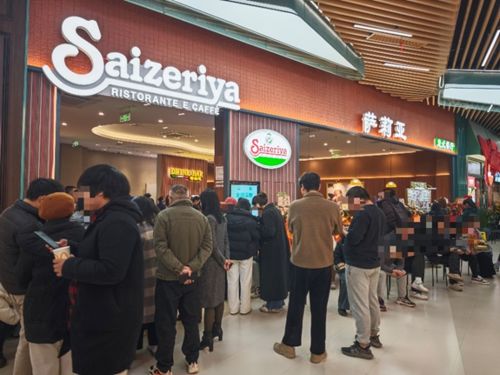 写真　開店初日の様子（ジェトロ撮影）