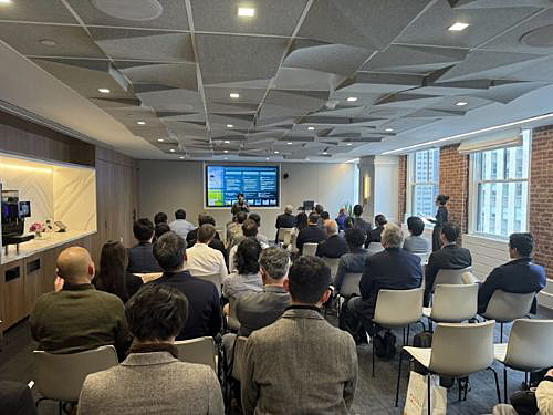 写真　スタートアップピッチの様子（CTV提供）