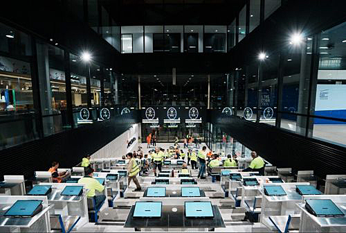 写真　公開式競り場の様子（シドニーフィッシュマーケット提供）