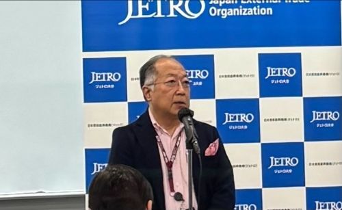 写真　米山裕学長によるあいさつの様子（ジェトロ撮影）