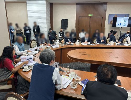 写真　ラウンドテーブルの様子（ジェトロ撮影）