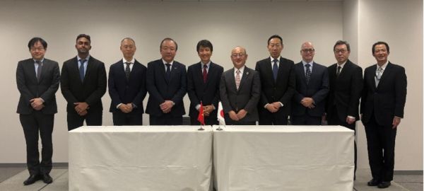 写真　署名式への参加者の様子（ジェトロ撮影）