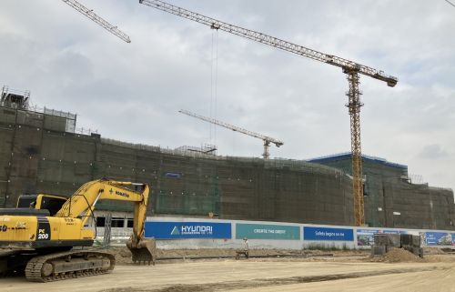 写真　建設中のイオンモール・タインホアの様子（ジェトロ撮影）