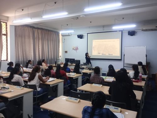 写真　ケラニア大学でのイベントの様子（ジェトロ撮影）