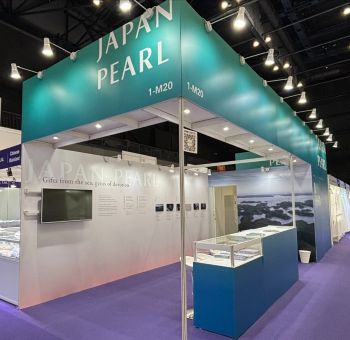 写真　ジェトロと日本真珠輸出組合の共同ブース（ジェトロ撮影）