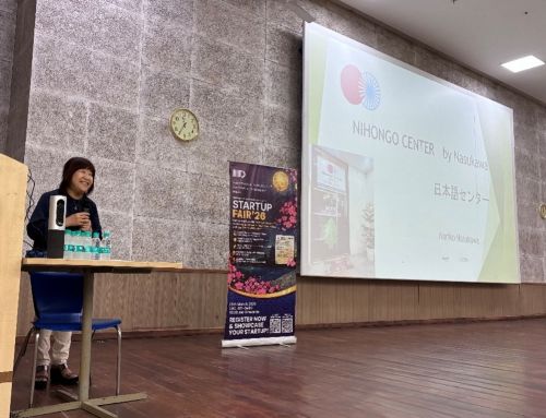 写真　講演する名須川代表（ジェトロ撮影）