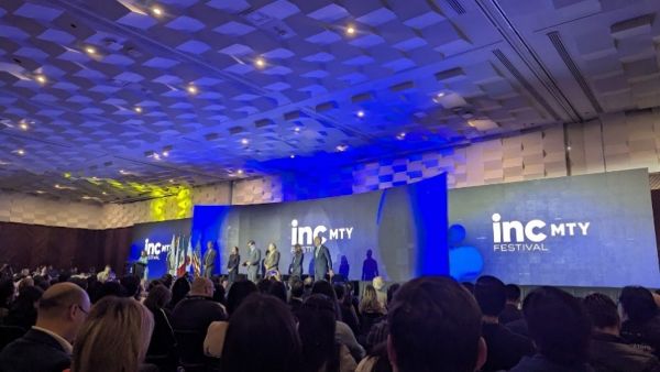 写真　incMTY Festival開会式（ジェトロ撮影）