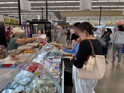 写真　栃木フェアの試食販売の様子（ジェトロ撮影）