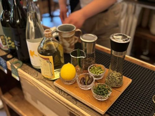 写真　カクテルの材料となる現地食材（ジェトロ撮影）