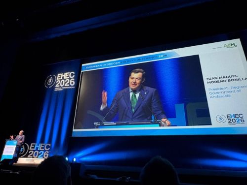 写真　アンダルシア州のモレノ州首相（ジェトロ撮影）