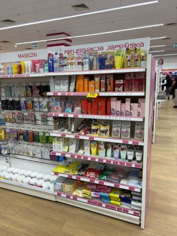 写真　同店舗内、日本製スキンケア製品売り場。売り場面積は韓国製品の4分の1程度（ジェトロ撮影）