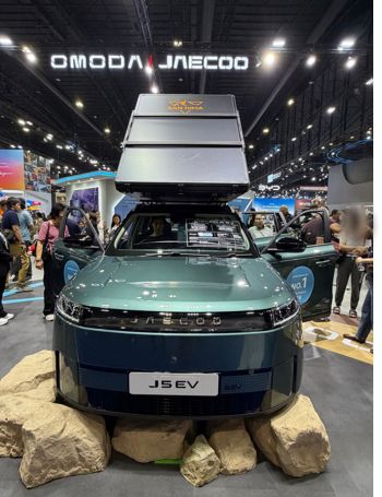 写真　奇瑞汽車「JAECOO 5 EV」（ジェトロ撮影）