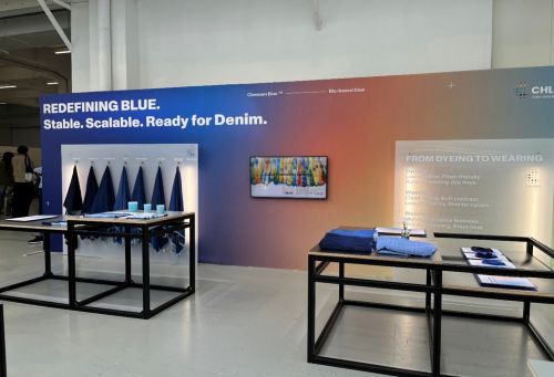 写真　PVデニム会場内のRedefining Blueプロジェクトの紹介ブース（ジェトロ撮影）