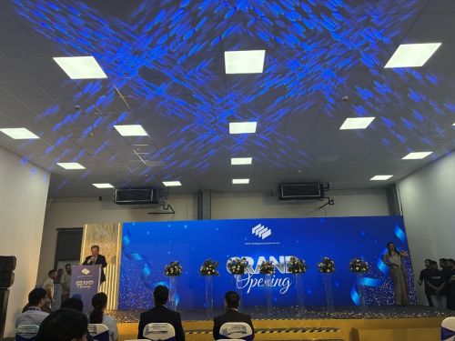 写真　開所式の様子（ジェトロ撮影）