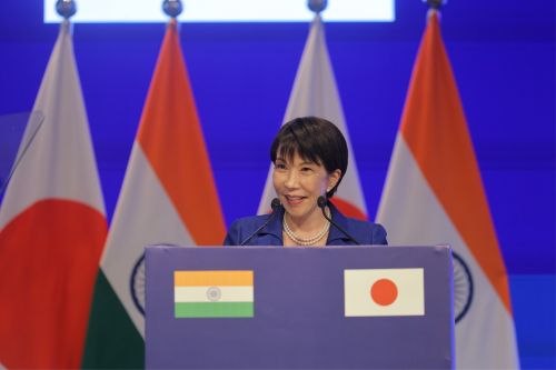 写真　高市首相のスピーチの様子（ジェトロ撮影）
