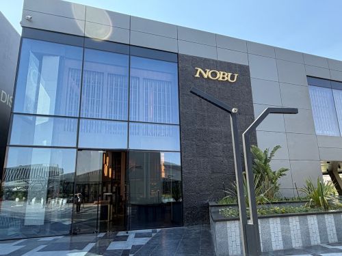 写真　「NOBU New Cairo」の外観（ジェトロ撮影）