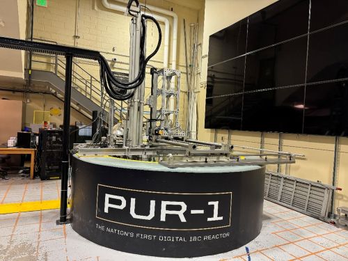 写真　パデュー大学の教育・研究用原子炉「PUR-1」（ジェトロ撮影）