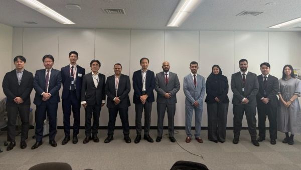 写真　経済産業省・環境省との政策ワークショップでの集合写真（ジェトロ撮影）