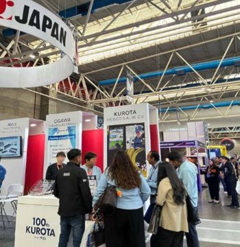 写真　ジャパンパビリオン出展企業の様子（ジェトロ撮影）