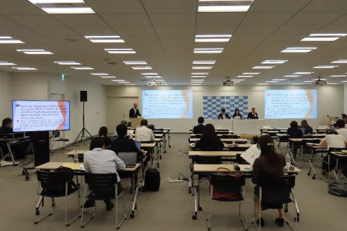 写真　質疑応答の様子（ジェトロ撮影）